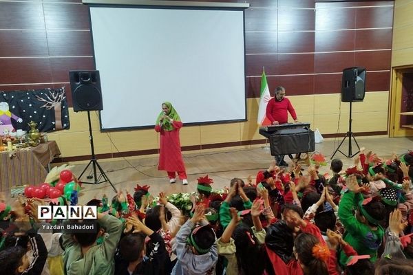 جشن یلدا برای دانش‌آموزان شهرستان شهریار