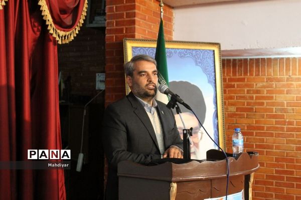 نشست کیفیت بخشی به عملکرد مدیریت مراکز آموزشی ویژه مدیران مدارس دولتی ورامین و شهر جوادآباد