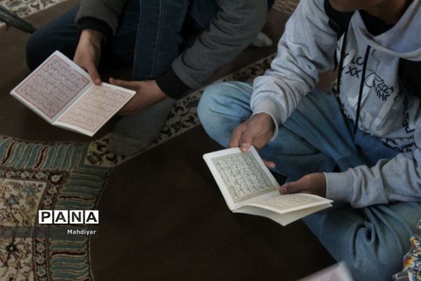 زیارت عاشورا در مدرسه شهید علی تات شهر جوادآباد
