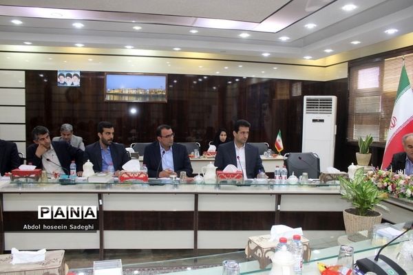 نشست تبیین برنامه ها و سیاست های صندوق ذخیره فرهنگیان  شهرستانها و مناطق استان  بوشهر