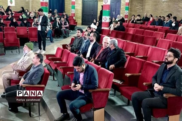 تقدیر از افتخار آفرینان کنکور سراسری و منتخب کشوری جشنواره نوجوان خوارزمی در ورامین