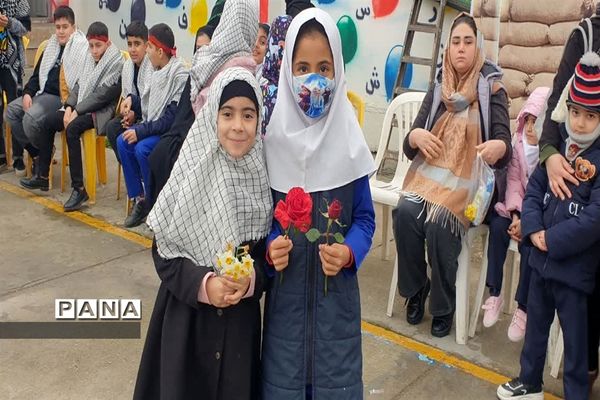 مراسم استقبال از شهید گمنام در دبستان شهید قدوسی کلوده