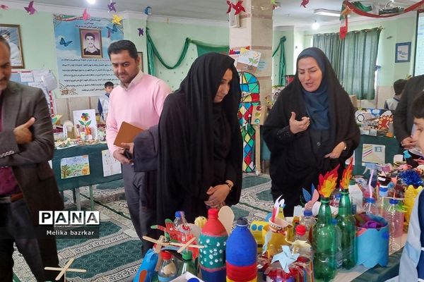 افتتاحیه نمایشگاه محیط زیست در دبستان پانزده خرداد ناحیه دو شهرری