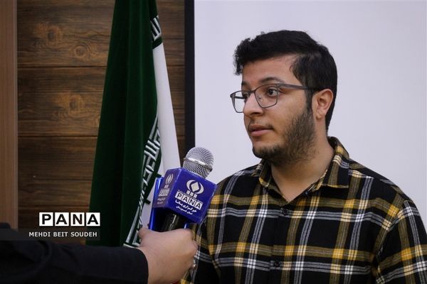 آیین رونمایی از مجموعه کتاب ره‌نامه رهبر معظم انقلاب