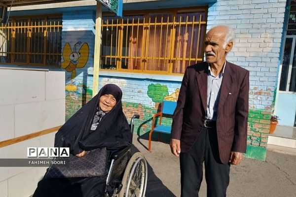 مراسم عزاداری وفات حضرت ام البنین(س) در دبستان ام البنین کهریزک