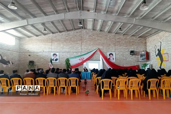 جلسه هم‌اندیشی و هماهنگی چهل و دومین جشنواره فرهنگی هنری امید فردا