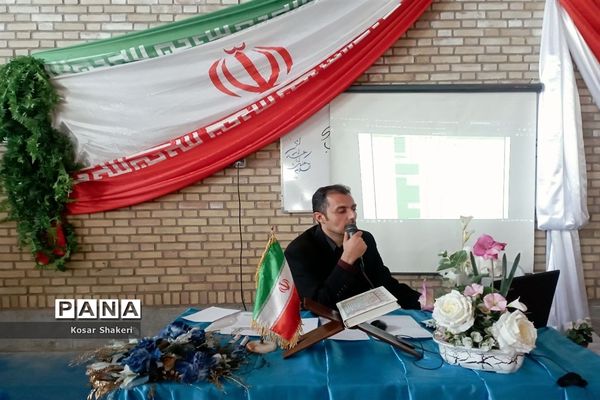 جلسه هم‌اندیشی و هماهنگی چهل و دومین جشنواره فرهنگی هنری امید فردا