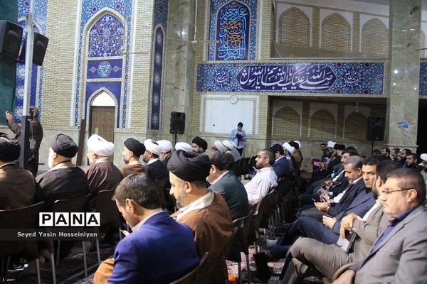 برگزاری نشست استانی قرارگاه آینده‌ساز در اسلامشهر