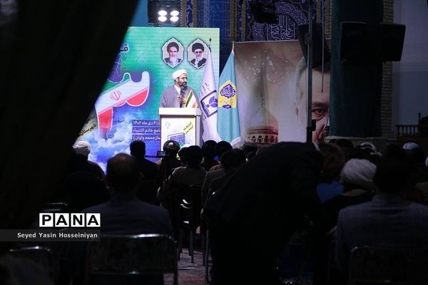 برگزاری نشست استانی قرارگاه آینده‌ساز در اسلامشهر