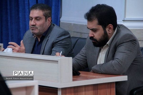 برگزاری نشست استانی قرارگاه آینده‌ساز در اسلامشهر