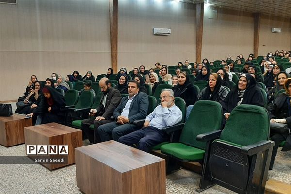 همایش افق‌های خوشبختی‌ ‌در شیراز‌