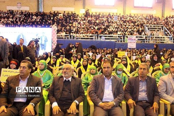 تجمع 6000 نفری دختران سلیمانی در کرمان