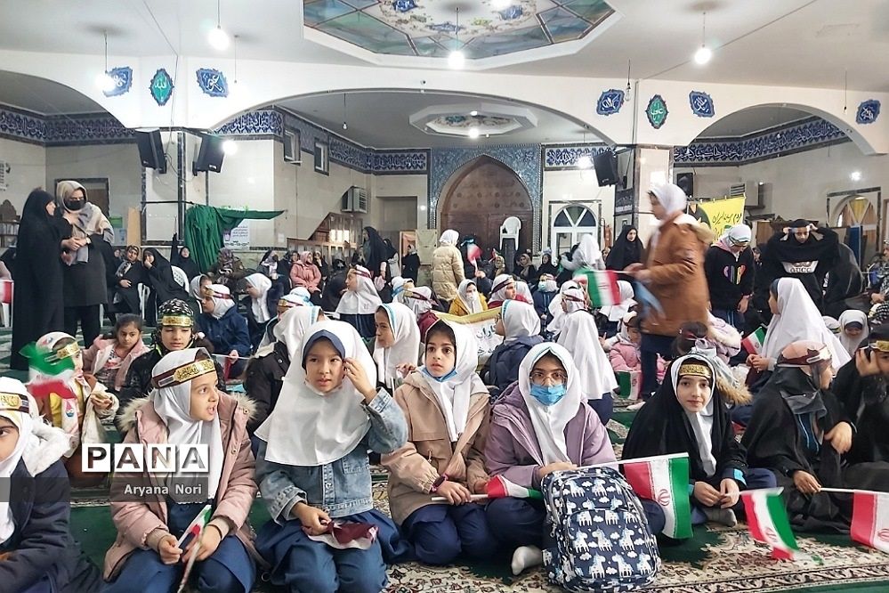 اجتماع دختران حاج قاسم در مسجد صاحب زمان شهرستان دماوند