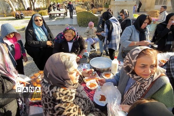 جشنواره غذاهای سنتی شهرستان بجنورد در فرهنگسرای شهروند