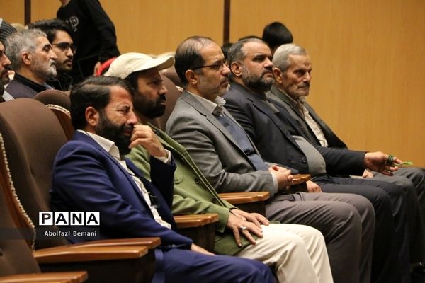 یادواره 12 شهید دانش‌آموز دبستان حضرت خاتم الانبیاء(ص)