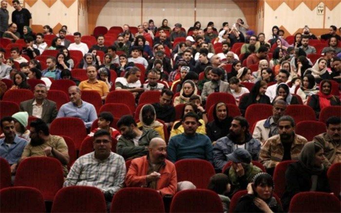 استقبال از اکران «سینماحقیقت» در استان‌ها