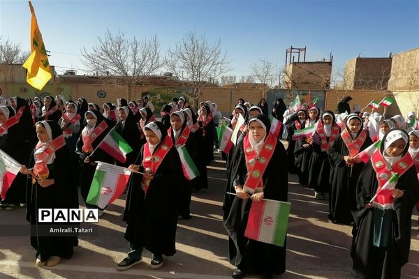 اجتماع فرزندان حاج قاسم در شهرستان بام و صفی آباد