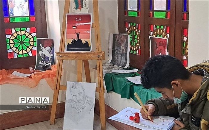 نمایشگاه بصیرت و مقاومت با آثار دانش‌آموزی در رودهن/فیلم