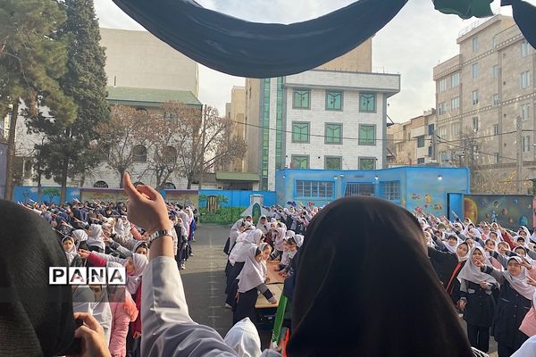 برگزاری مراسم بزرگداشت در آستانه چهارمین سالروز شهادت سردار سلیمانی در مدارس ناحیه یک شهرری