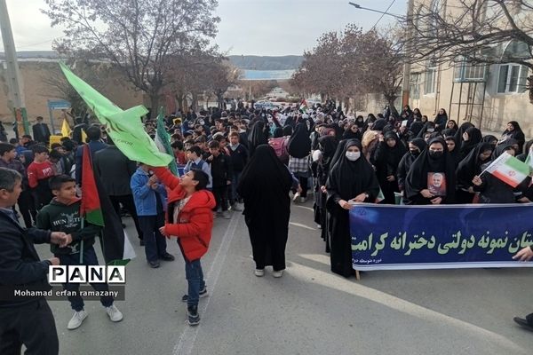 اجتماع بزرگ فرزندان حاج قاسم شهر راز