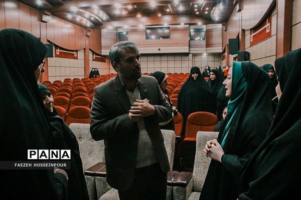 همایش گرامیداشت روز زن و الگوی سوم زن مسلمان در شهرستان‌های استان تهران