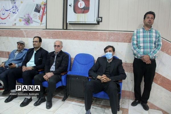 تجلیل از جهادگران عرصه سوادآموزی اداره کل آموزش و  پرورش استان بوشهر