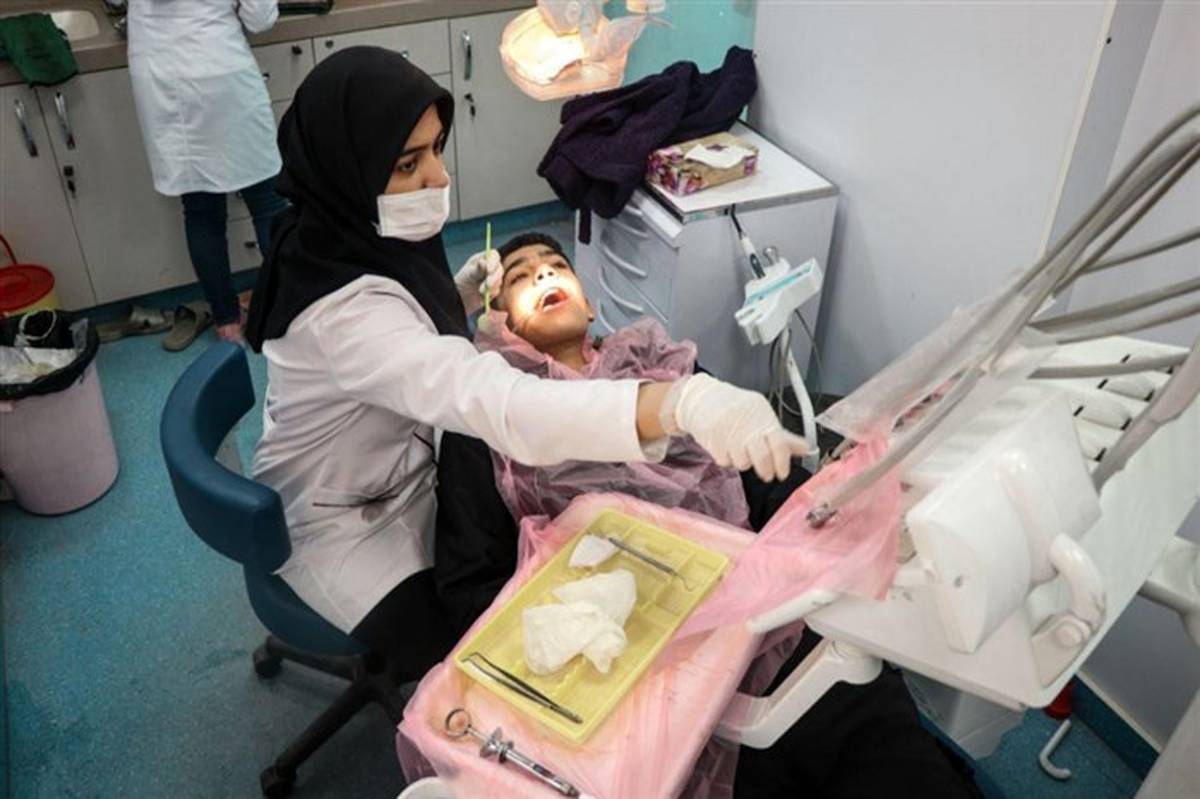 معاینه رایگان دندان ۲۰ هزار دانش‌آموز اردبیلی