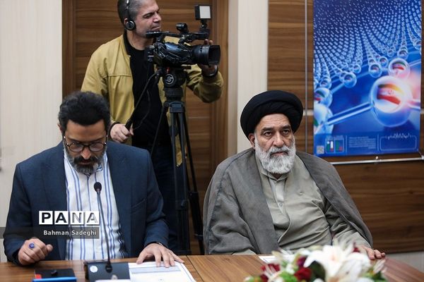 نشست خبری رئیس ستاد بزرگداشت هفته مقام زن و روز مادر