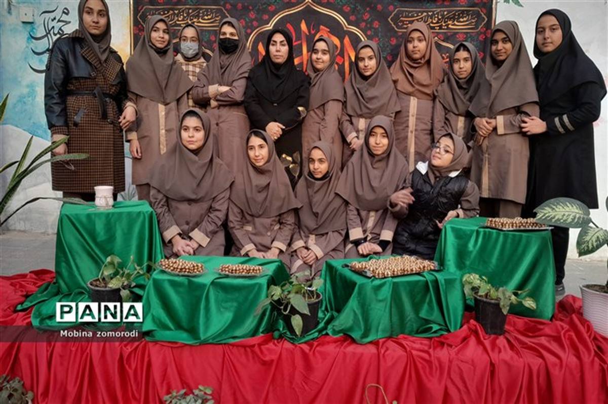 برگزاری ی میلاد حضرت فاطمه (س) در دبیرستان رافتی سیدی تربت جام