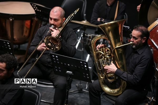 رونمایی از سمفونی «به قدقامت یاران»