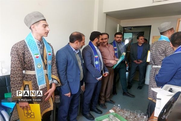 نکوداشت هفته گزینش توسط دانش‌آموزان پیشتاز سازمان دانش‌آموزی فارس