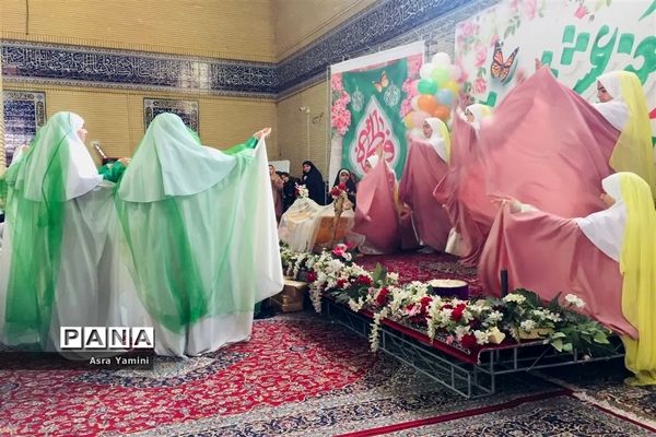 آیین گرامیداشت روز مادر درگلستان