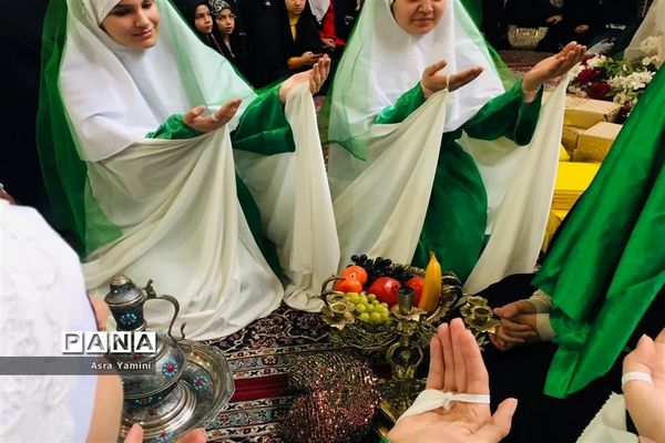 آیین گرامیداشت روز مادر درگلستان