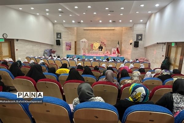 جشن عبادت دبستان شهدای نیروگاه در سالن همایش فرهنگسرای نصرت