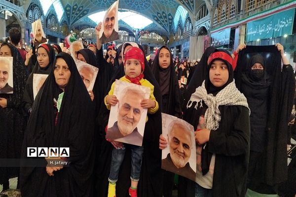 اجتماع باشکوه فرزندان حاج قاسم در اصفهان