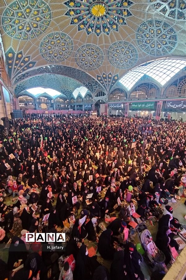 اجتماع باشکوه فرزندان حاج قاسم در اصفهان