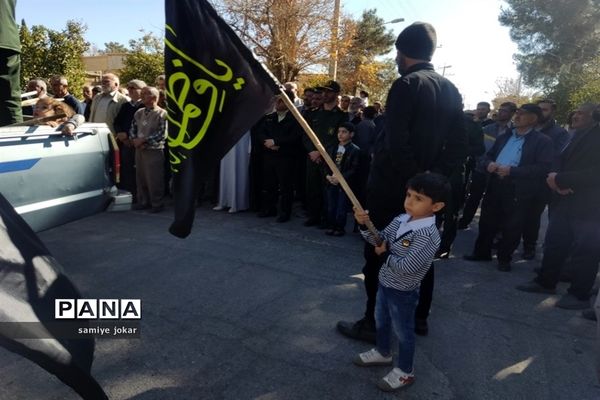 راهپیمایی مردم شهرستان سروستان در محکومیت حادثه تروریستی گلزار شهدای کرمان