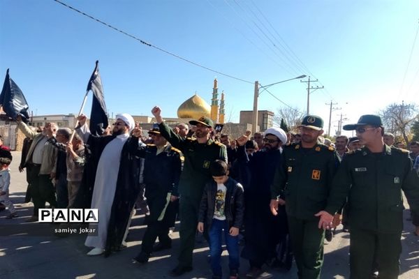 راهپیمایی مردم شهرستان سروستان در محکومیت حادثه تروریستی گلزار شهدای کرمان