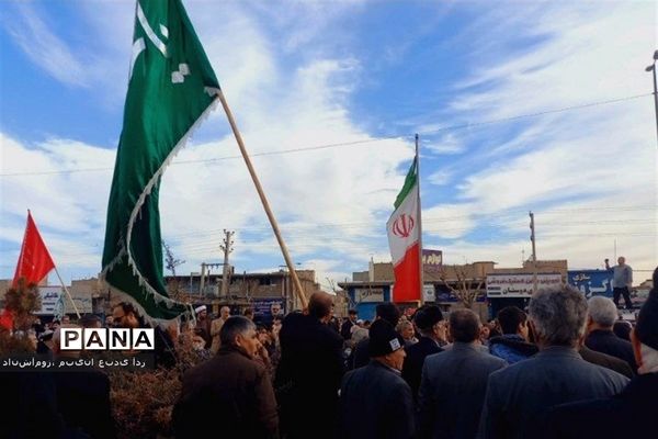 راهپیمایی پرشور مردم بخش گلستان شهرستان بهارستان