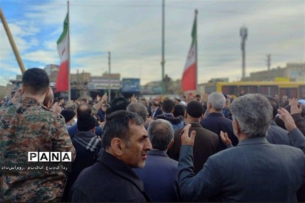 راهپیمایی پرشور مردم بخش گلستان شهرستان بهارستان