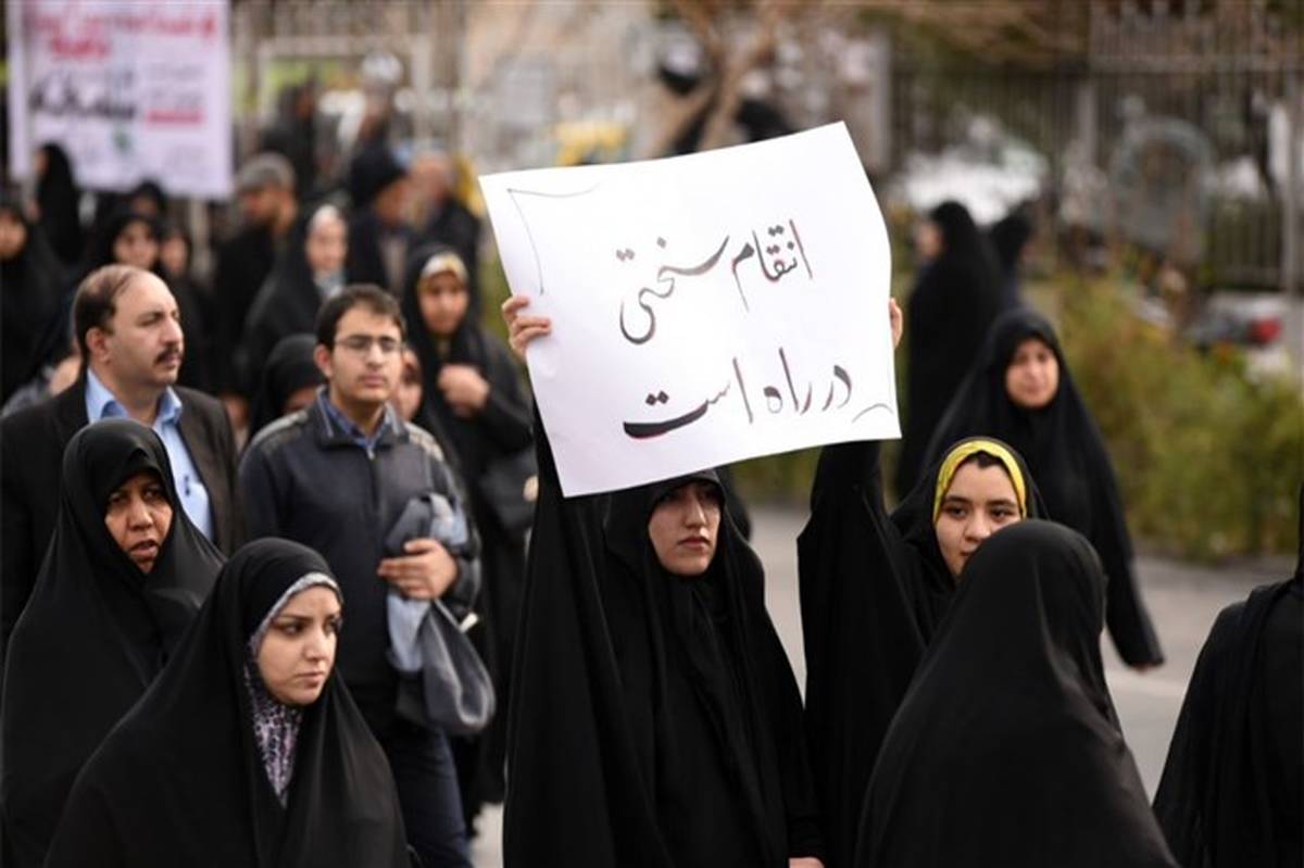 راهپیمایی مردم صفادشت در محکومیت عملیات تروریستی کرمان/ فیلم
