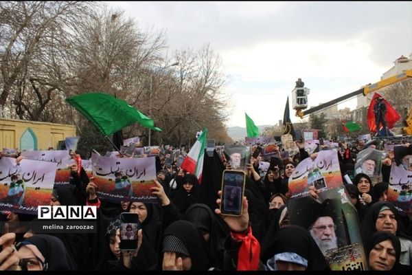 تشییع پیکر شهیده مریم قوچانی غروی، شهید حادثه تروریستی کرمان در بلوار امامت  مشهد