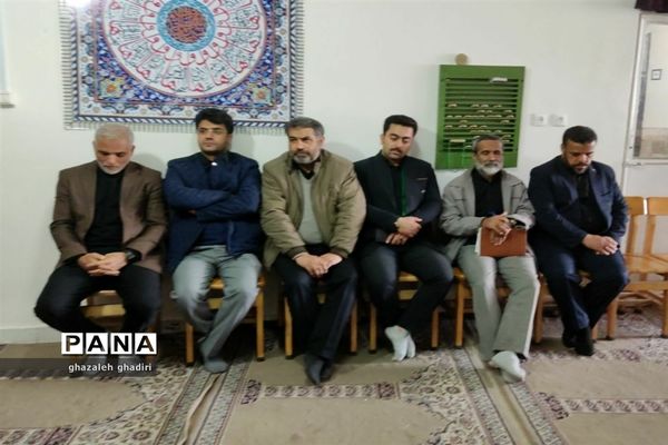 مراسم یادواره‌ شهدا در دبستان شهیدان فاضل الحسینی ناحیه ۵ مشهد