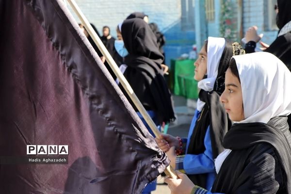 مراسم یابود شهدای حادثه تروریستی کرمان در ناحیه یک بهارستان