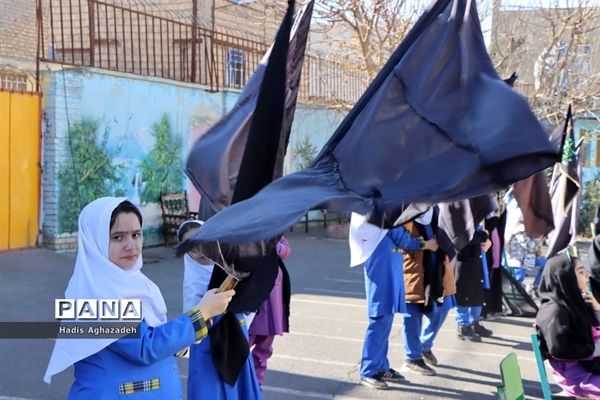 مراسم یابود شهدای حادثه تروریستی کرمان در ناحیه یک بهارستان