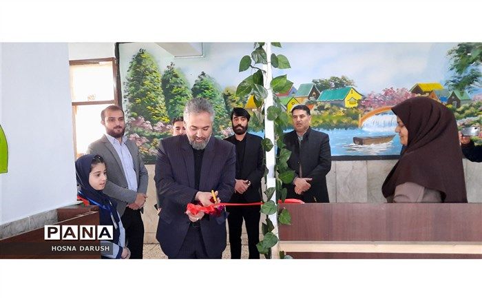 افتتاحیه کتابخانه و  کافه کتاب در دبستان ۱۳ آبان  ناحیه ۷ مشهد