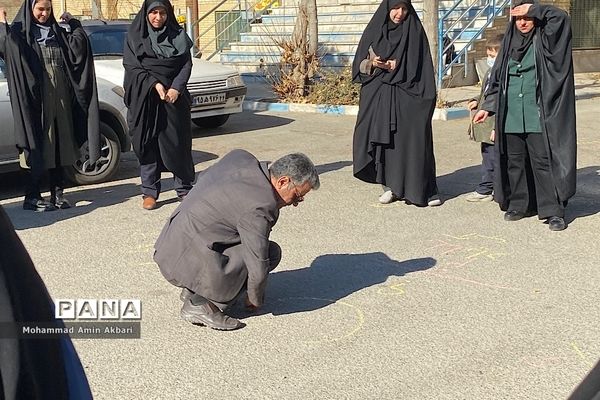 جلسات توانمندسازی آموزگاران پایه اول ابتدایی در ناحیه یک شهرری