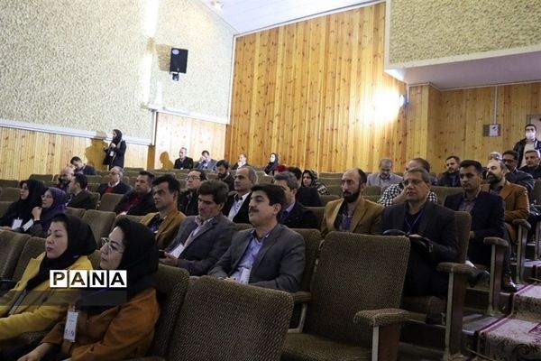 بیست و یکمین کنفرانس ملی آموزش فیزیک در البرز