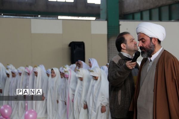 جشن تکلیف دختران در مصلی قیامدشت