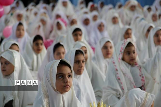 جشن تکلیف دختران در مصلی قیامدشت